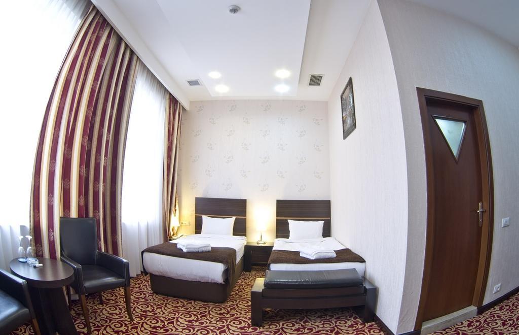 Ambassador Hotel Baku Ruang foto