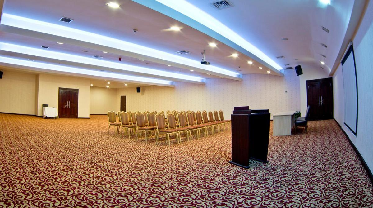 Ambassador Hotel Baku Bagian luar foto